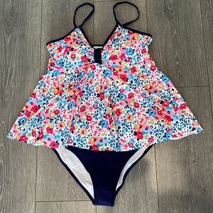 Tankini swimsuit set, size L